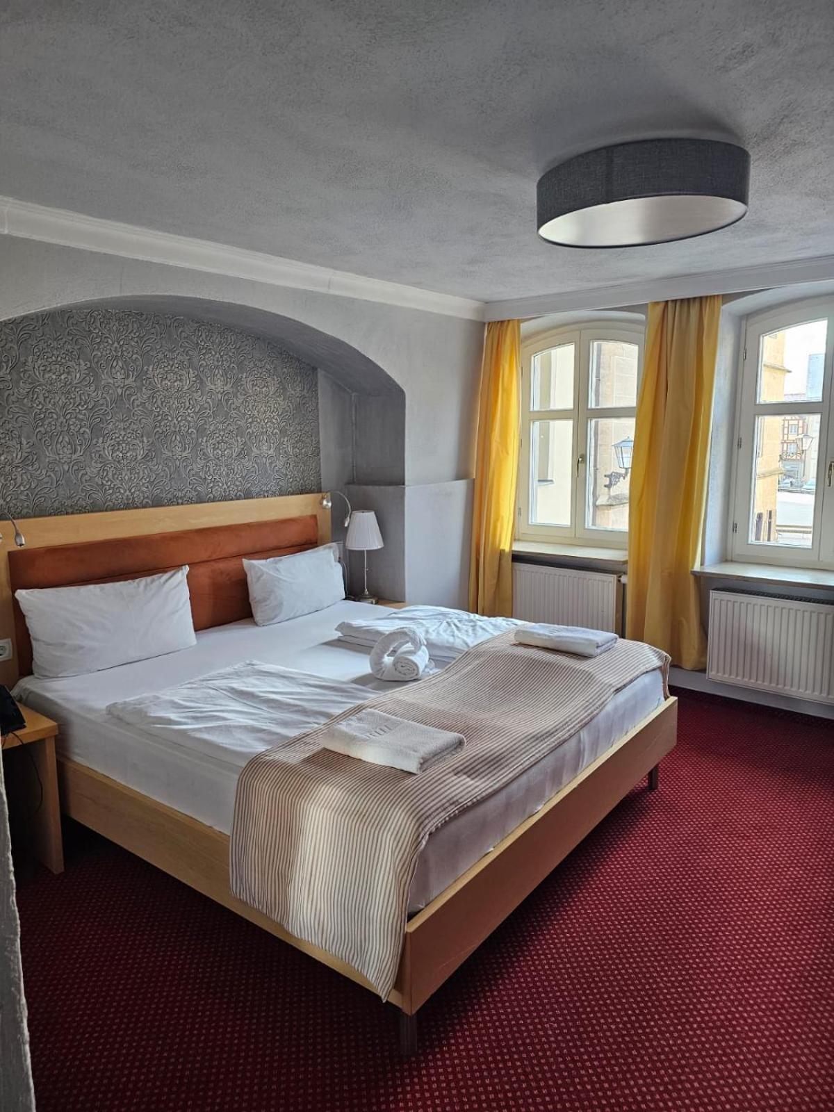 Hotel Goldene Rose Weißenburg in Bayern Екстериор снимка